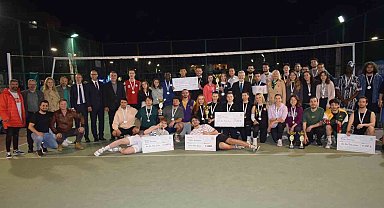 19 Mayıs Gençlik Kupası'nda kazananlar ödüllendirildi