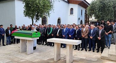 2 yıldır tedavi gören minik Hazal son yolculuğuna uğurlandı