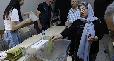 Adana'da Cumhurbaşkanı seçimi için oy kullanma işlemi başladı