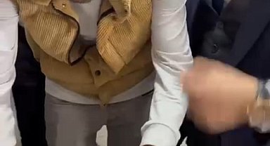 Ağabeyinin yerine oy kullanmak isterken yakalandı