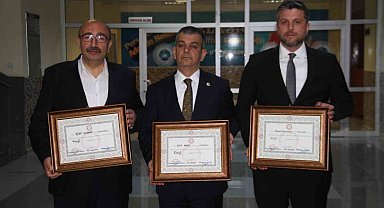 AK Parti Elazığ milletvekilleri mazbatalarını aldı