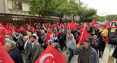 AK Parti Konya teşkilatından seçim öncesi yürüyüş