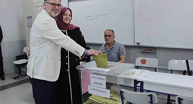 AK Partili Saygılı oyunu kullandı