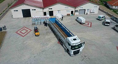 Akdağmadeni'nden deprem bölgesine yardımlar sürüyor