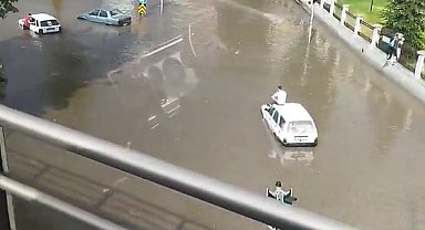 Ankara'da yağmur ve dolu etkili oldu