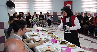 Aşçı adayları 'Master Şef' yarışmasıyla yeteneklerini sergiledi