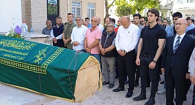 Ayvalık'ta milli eğitim camiasının acı günü