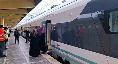 Bakan Karaismailoğlu: "3'üncü tren setinin bu yılın 3'üncü çeyreğinde hazır hale getirilmesi planlanıyor"