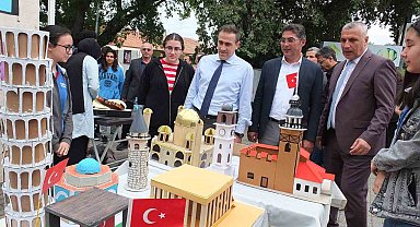 Balıkesir'de 23 Okul öğrencilerinin eserleri sergilendi
