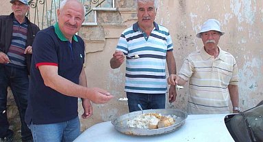 Balıkesir'de imece ile köy hayrı düzenlendi