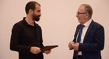 BARÜ mezunu Mehmet Cemil Aktaş'dan gururlandıran başarı