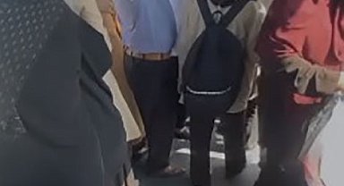 Başakşehir'de şoför ücret ödemeyen öğrencileri minibüsten indirdi