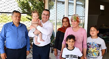 Başkan Kanar depremin yaralarını sarmaya devam ediyor