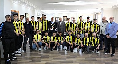 Bayburt Belediyespor'dan alt yapıda büyük başarı