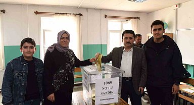 Belediye başkanları oylarını kullandı