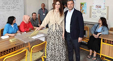 Belediye başkanları sandık başına gitti