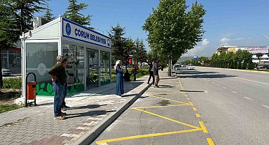 Belediye klimalı otobüs duraklarını kendisi üretecek