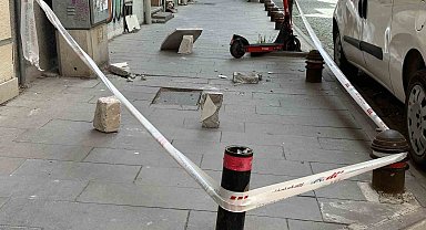 Binadan düşen beton parçaları vatandaşı tedirgin ediyor