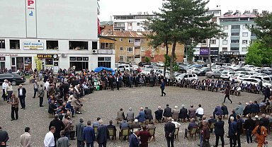 Bingöl milletvekili Berdibek: "Vatandaşlar emin ellere anahtarı vermiştir"