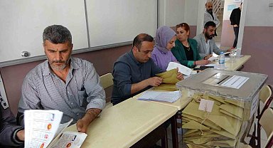 Bitlis'te yapılan seçimlerde iki parti meclise girdi