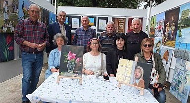 Burhaniye'de kursiyerlerin resimleri Ören'de sergilendi