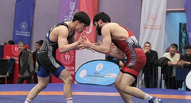 Büyükler Grekoromen Güreş Türkiye Şampiyonası başladı