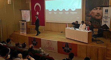 Caf, değerlendirme paneline konuşmacı olarak katıldı.