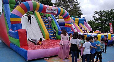 Çan Cumhuriyet İlkokulundan çocuk şenliği