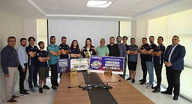 Çukurova Üniversitesi 1.5 Adana Elektromobil Takımı yine şampiyon oldu