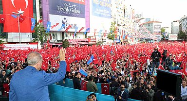 Cumhurbaşkanı Erdoğan'dan İmamoğlu'na tepki: "Her şeyi bitirdin pazarcıyla kavgaya mı geldi sıra"