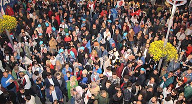 Cumhurbaşkanı Erdoğan'ın seçim zaferi Trabzon'da coşkuyla kutlanıyor