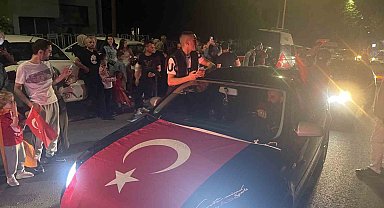 Cumhurbaşkanı Erdoğan'ın zaferi Üsküp'te coşkuyla kutlandı