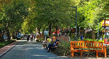 Cumhuriyet Bulvarı Yapı Dergisi'nde