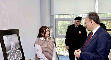 Dene Yap Atölyesi'nde gençlerle bir araya geldi