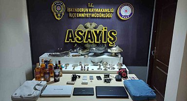 Deprem bölgesinde evleri soyan şüpheli yakalandı