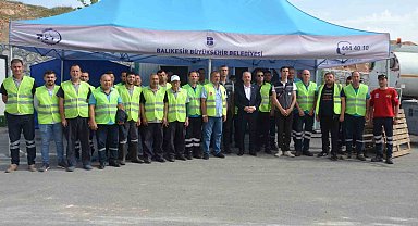Deprem bölgesine Balıkesir imzası