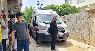 Diyarbakır'da kadın cinayeti: Eşinin boğazını kesen zanlı kayıplara karıştı