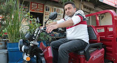 Dolandırılan depremzede esnafın yüzü hayırseverlerle güldü