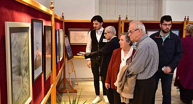 Ebru Ustası ve öğrencilerinden 'Ebru' sergisi