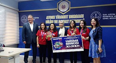 Efeler Kaymakamı Arıkan, Teknofest birincisi öğrencilerle bir araya geldi