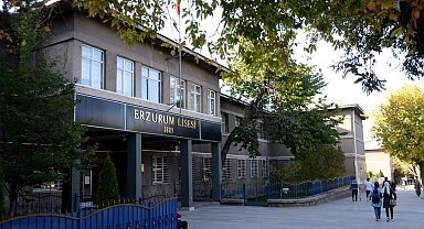 Eğitimde kadınlarımızın karnesi zayıf