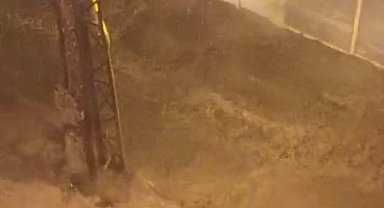 Elazığ'da aşırı yağış sele neden oldu