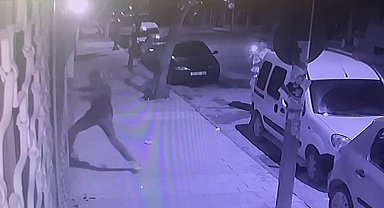 Elazığ'da bir garip olay: Biri kırdı, diğeri kaydetti