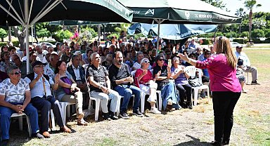 Emekliler Türk sanat müziği konseriyle eğlendi