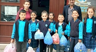 Emet 3 Eylül İlkokulu öğrencilerinden 'Mavi kapak toplama kampanyası'na destek