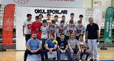 Ergani Cumhuriyet Ortaokulu, futsal Türkiye finallerinde