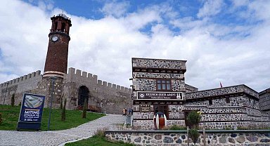 Erzurum Şehir Arşivi'ne ziyaretçi akını