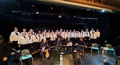 Eskişehir'de 'Sazımızdan, sesimizden gönlünüze türküler' konseri yoğun ilgi gördü