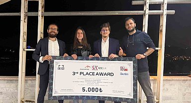 ETÜ'lü öğrenciler uluslararası çelik köprü yarışmasında 3. oldu