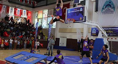 Eyyübiyeli gençler nefeslerini tuttu